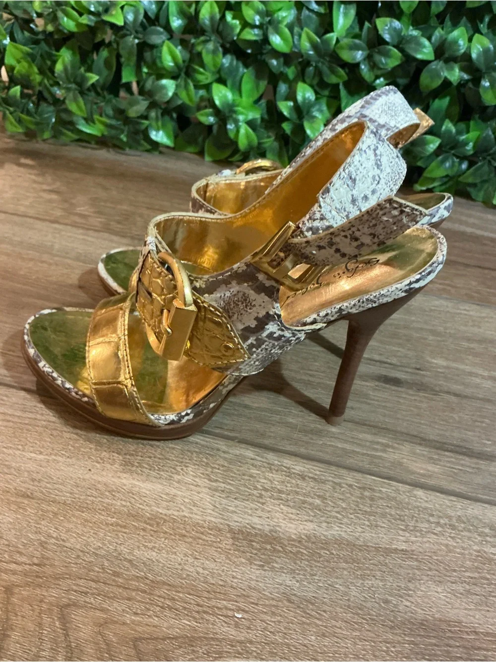 Sergio Zelcer Gold Snakeskin Strappy Stiletto Heels Size 7